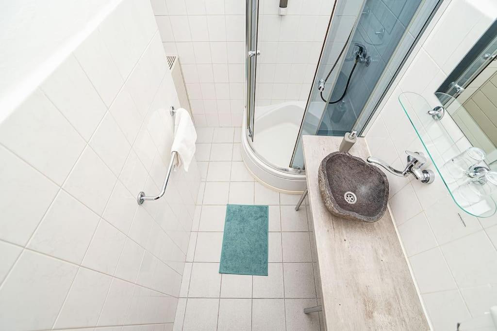 Cosy With Terrace By Tram Appartement Prague